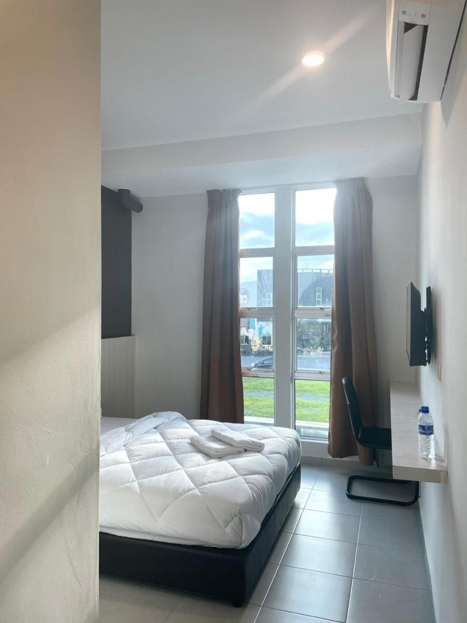 Garden Inns Motel Kangar Eksteriør bilde